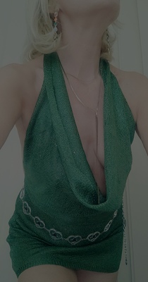 Wien;Elly;Klassische Massage;Sinnliche Massage;Erotische Massage;Tantramassage;Wellness-Massage;l-Massage;Body-to-Body-Massage;Prostatamassage