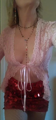 Wien;Elly;Klassische Massage;Sinnliche Massage;Wellness-Massage;�l-Massage;Body-to-Body-Massage;Prostatamassage